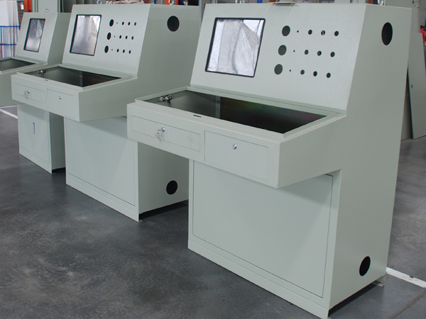 工業(yè)控制臺(tái)